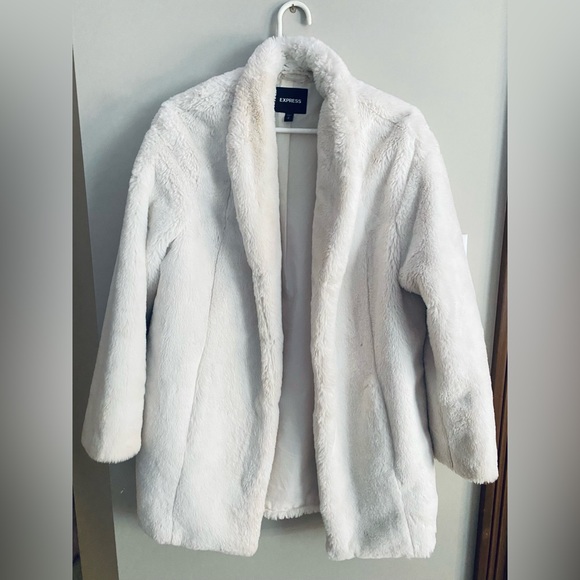 EXPRESS Faux Fur White Open Lined Dress Coat - Picture 1 of 4